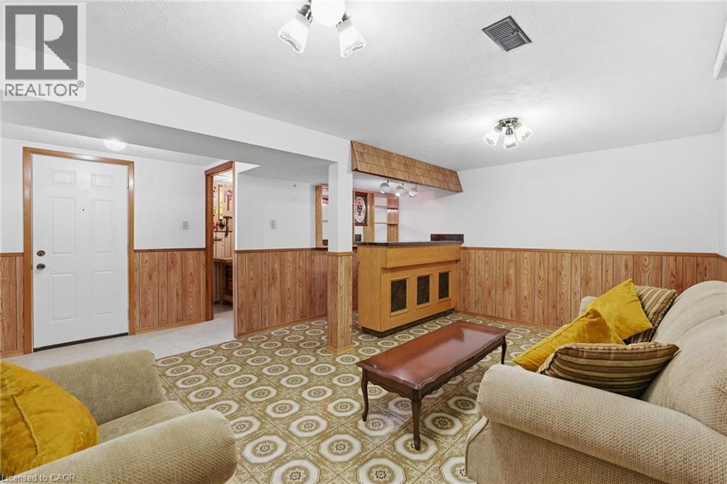 16 Tara Court, Hamilton, Ontario  L8K 6E6 - Photo 33 - 40779484