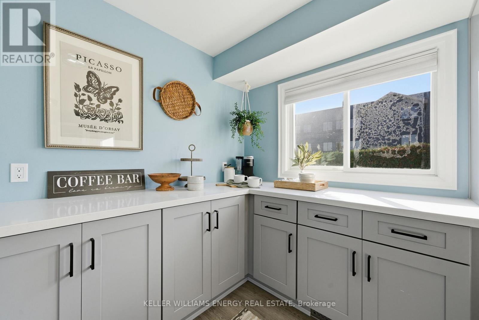 961 Curtis Crescent, Cobourg, Ontario  K9A 2W4 - Photo 4 - X12489610