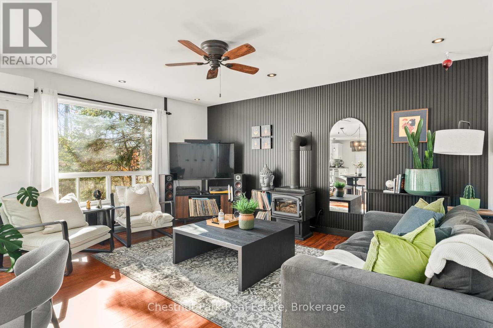 39 Golf Course Road, Huntsville, Ontario  P1H 1N7 - Photo 11 - X12489708