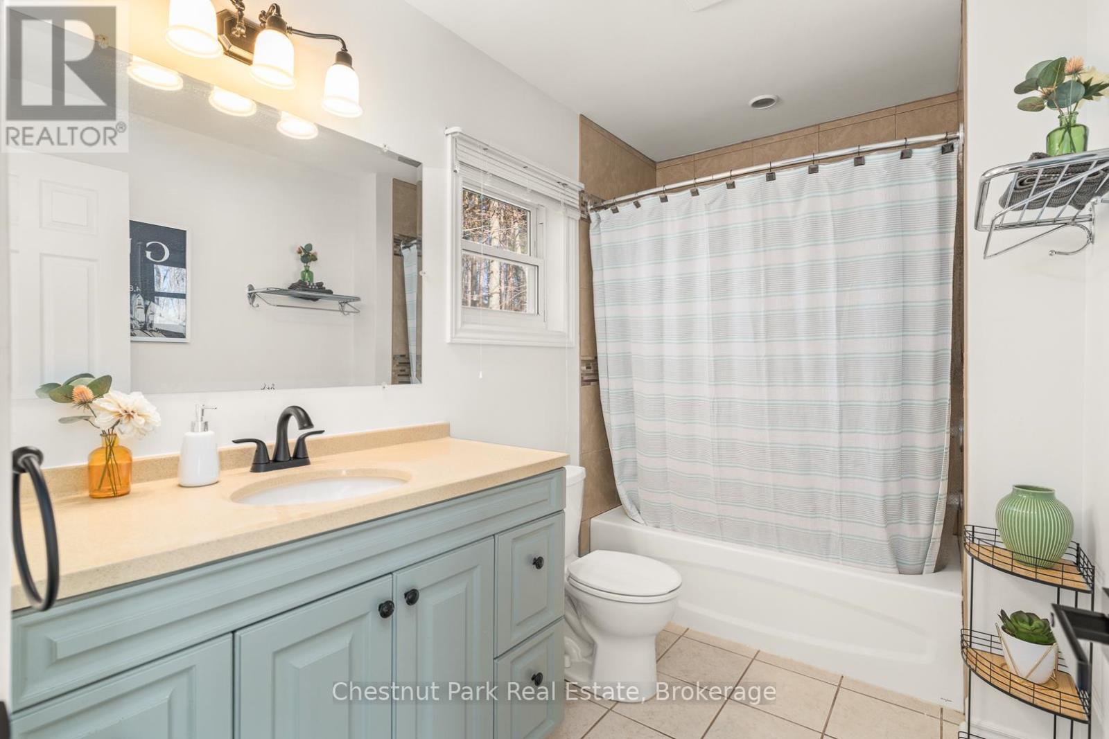 39 Golf Course Road, Huntsville, Ontario  P1H 1N7 - Photo 17 - X12489708