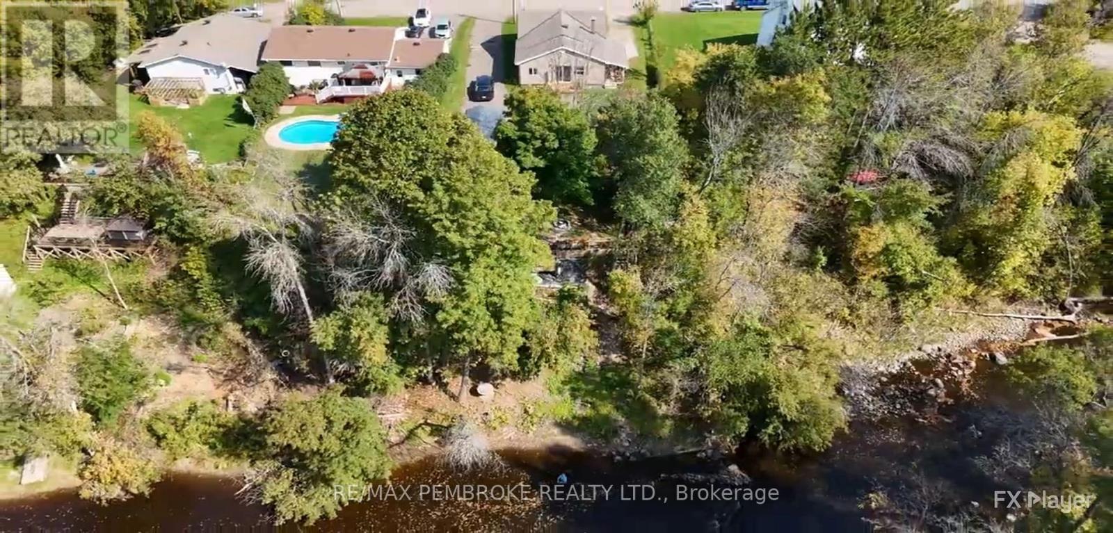 554 Thompson Street, Pembroke, Ontario  K8A 3S1 - Photo 12 - X12489574