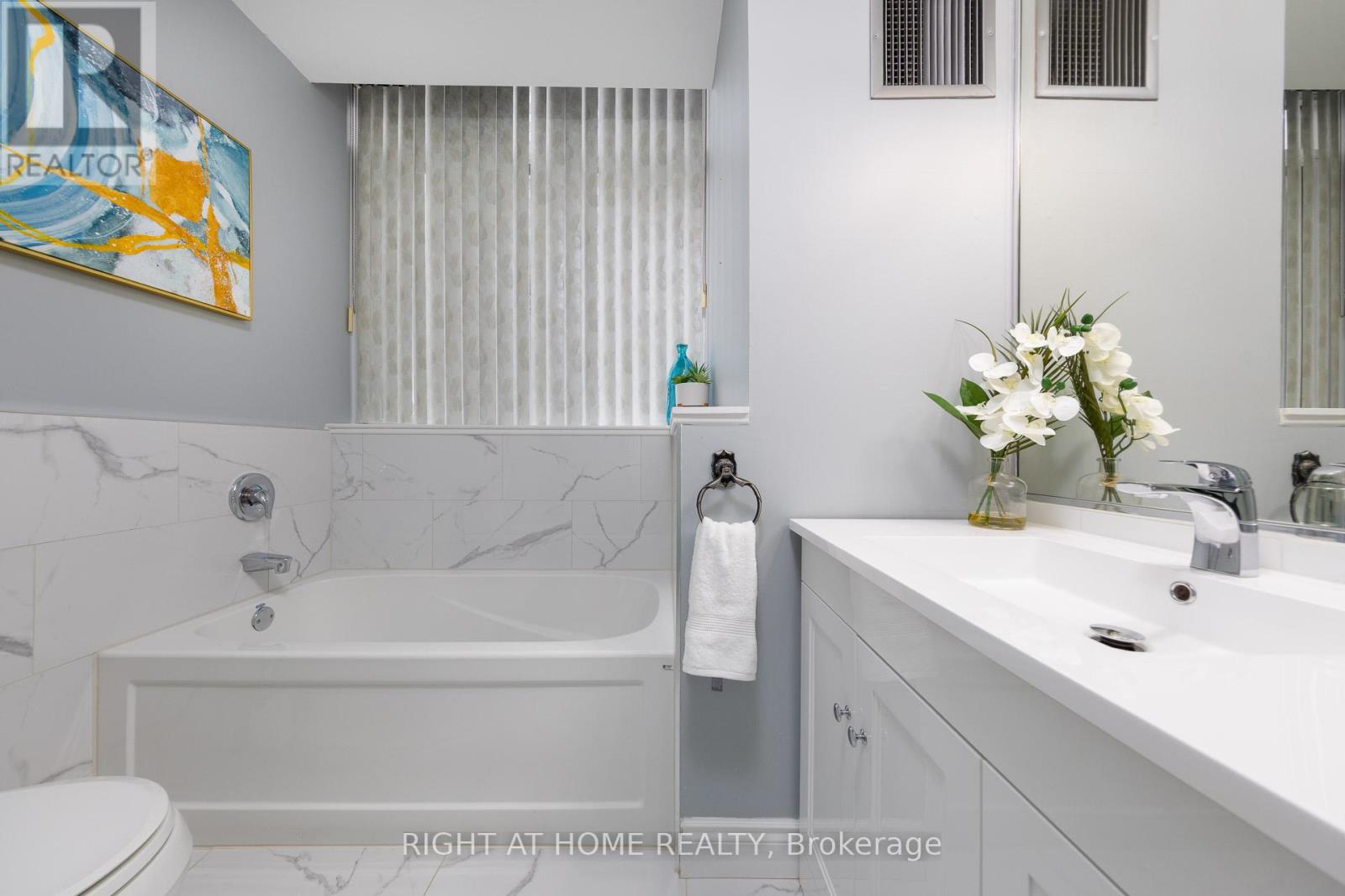 111 - 1276 Maple Crossing Boulevard, Burlington, Ontario  L7S 2J9 - Photo 24 - W12489532