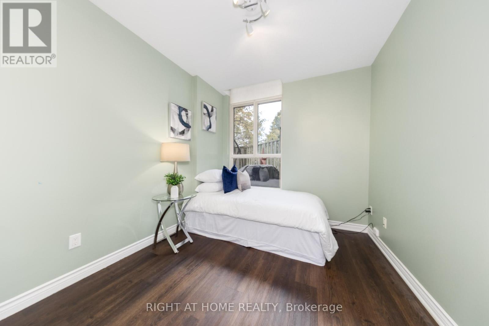 111 - 1276 Maple Crossing Boulevard, Burlington, Ontario  L7S 2J9 - Photo 25 - W12489532