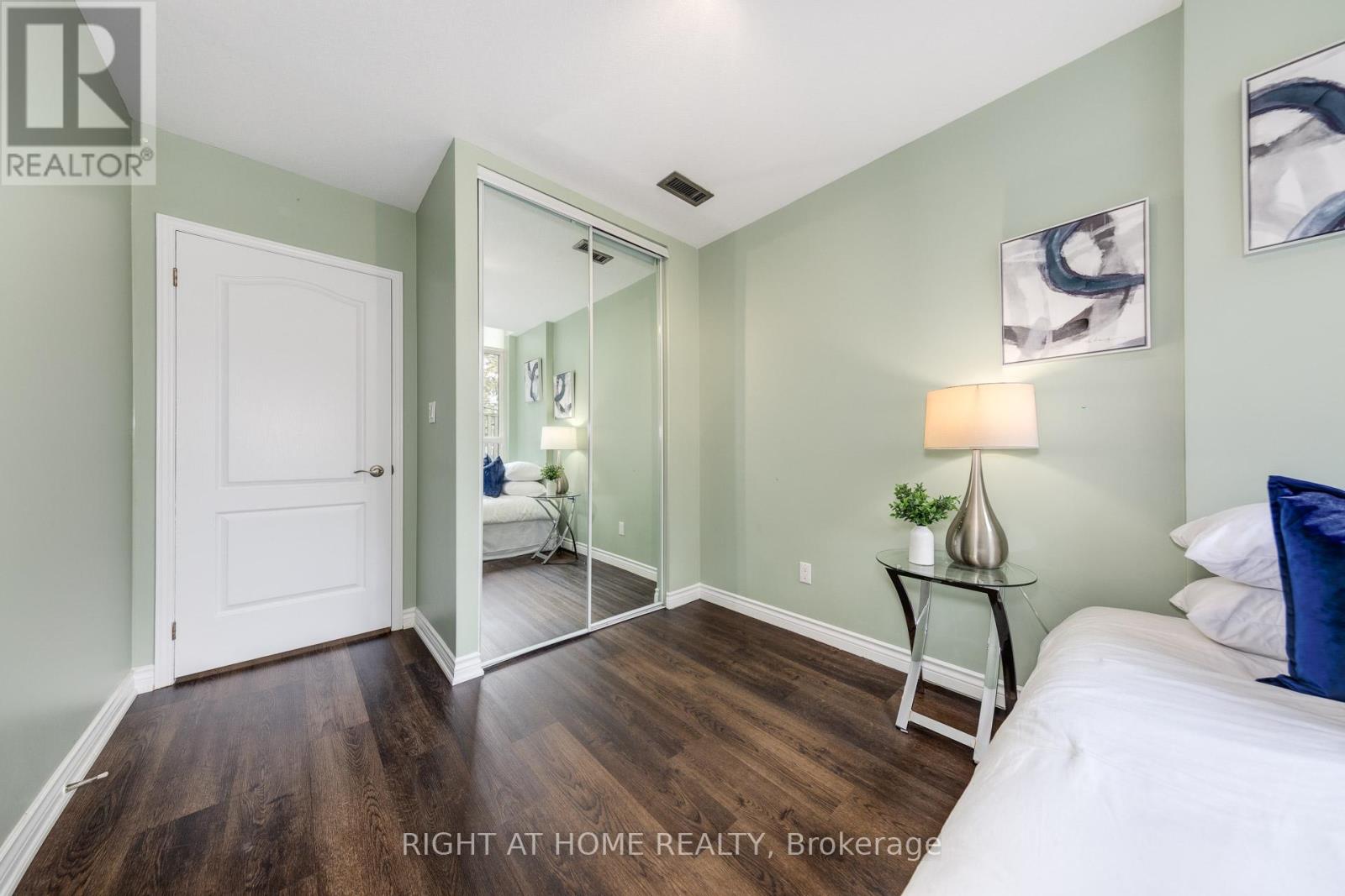 111 - 1276 Maple Crossing Boulevard, Burlington, Ontario  L7S 2J9 - Photo 26 - W12489532