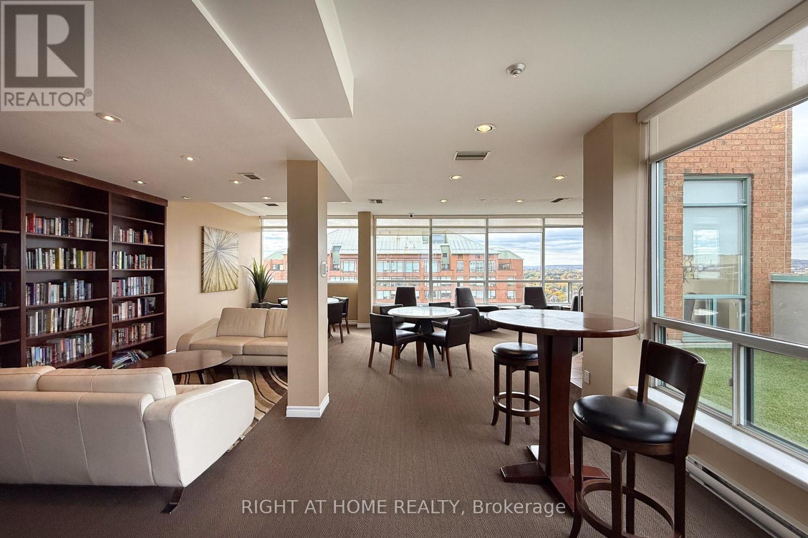 111 - 1276 Maple Crossing Boulevard, Burlington, Ontario  L7S 2J9 - Photo 28 - W12489532