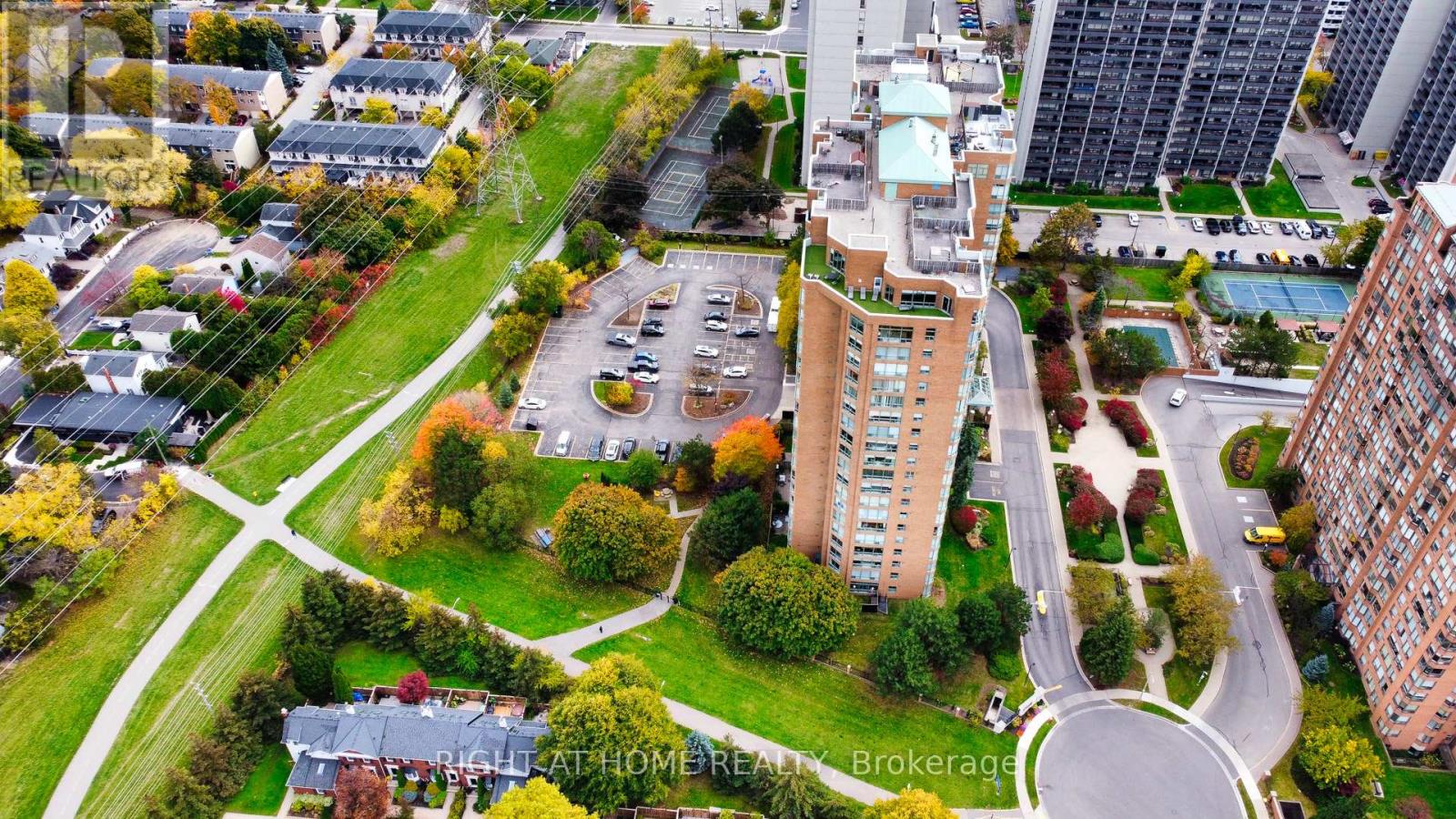 111 - 1276 Maple Crossing Boulevard, Burlington, Ontario  L7S 2J9 - Photo 45 - W12489532