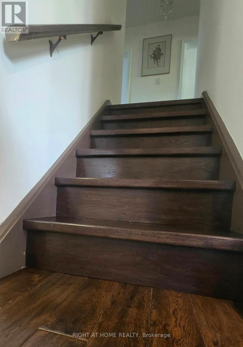 27 Shipley Road, Toronto, Ontario  M9R 3H7 - Photo 13 - W12489558