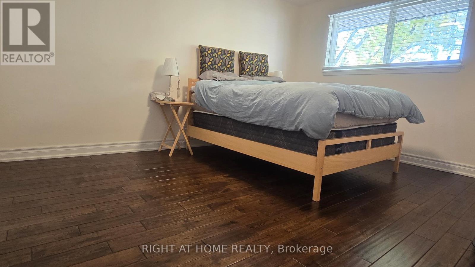 27 Shipley Road, Toronto, Ontario  M9R 3H7 - Photo 14 - W12489558