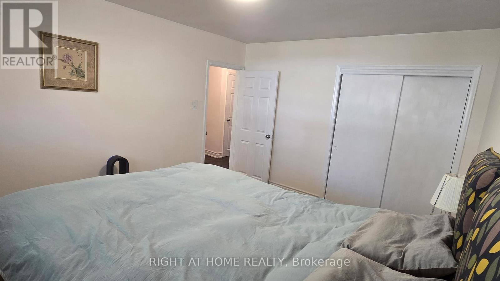 27 Shipley Road, Toronto, Ontario  M9R 3H7 - Photo 15 - W12489558