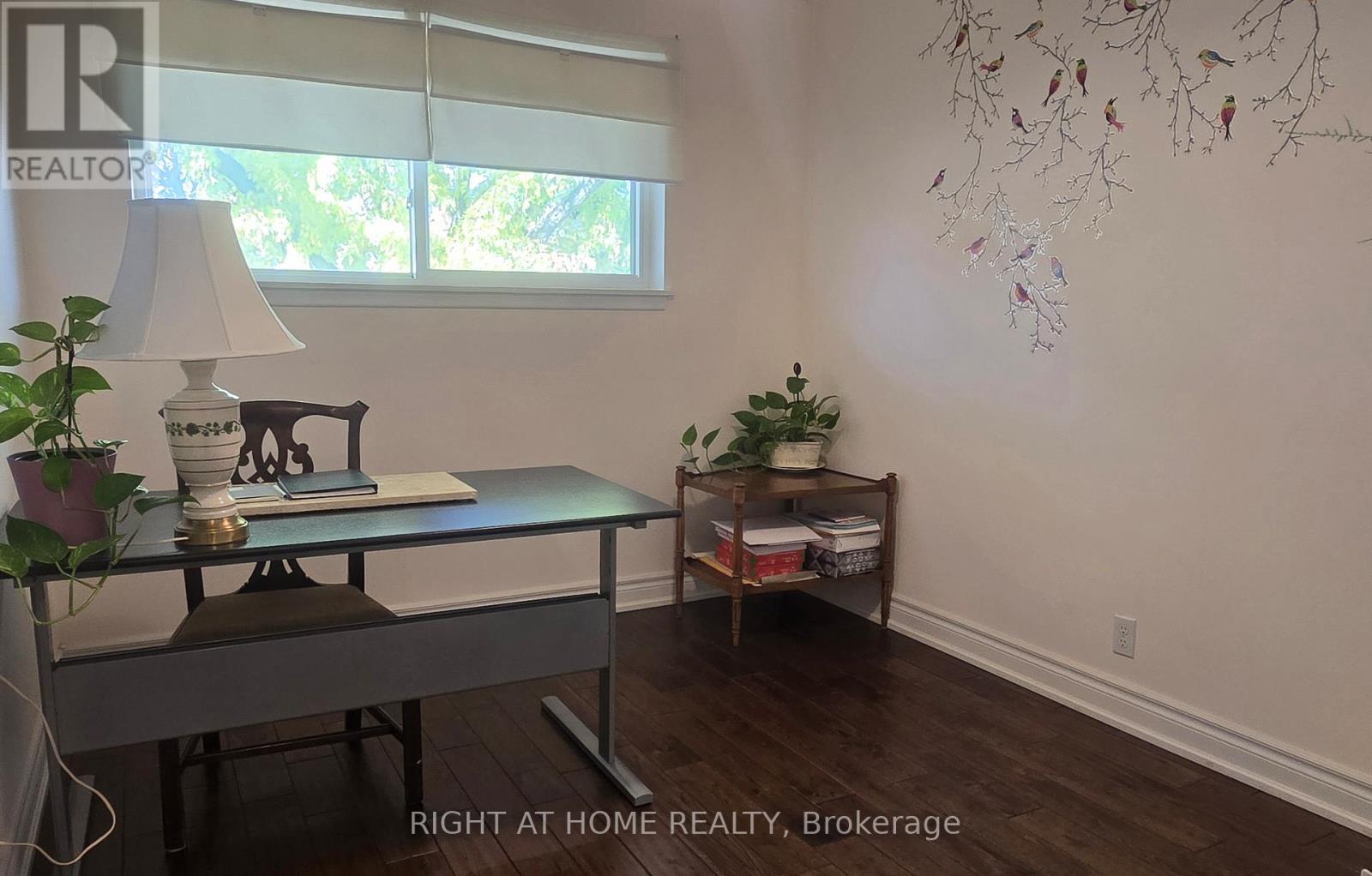 27 Shipley Road, Toronto, Ontario  M9R 3H7 - Photo 16 - W12489558