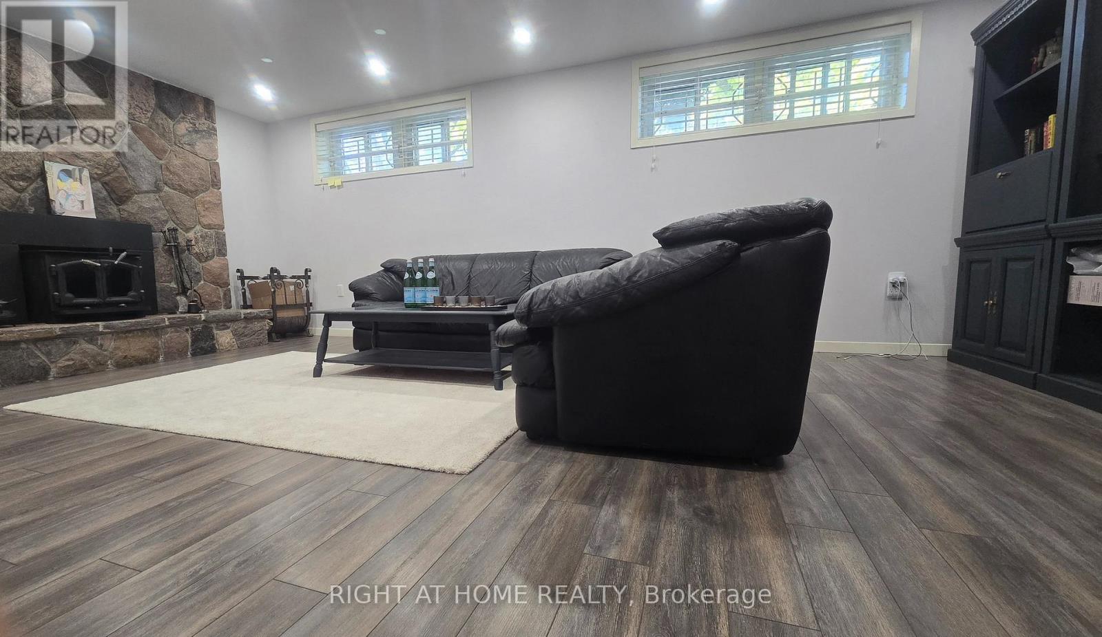 27 Shipley Road, Toronto, Ontario  M9R 3H7 - Photo 23 - W12489558