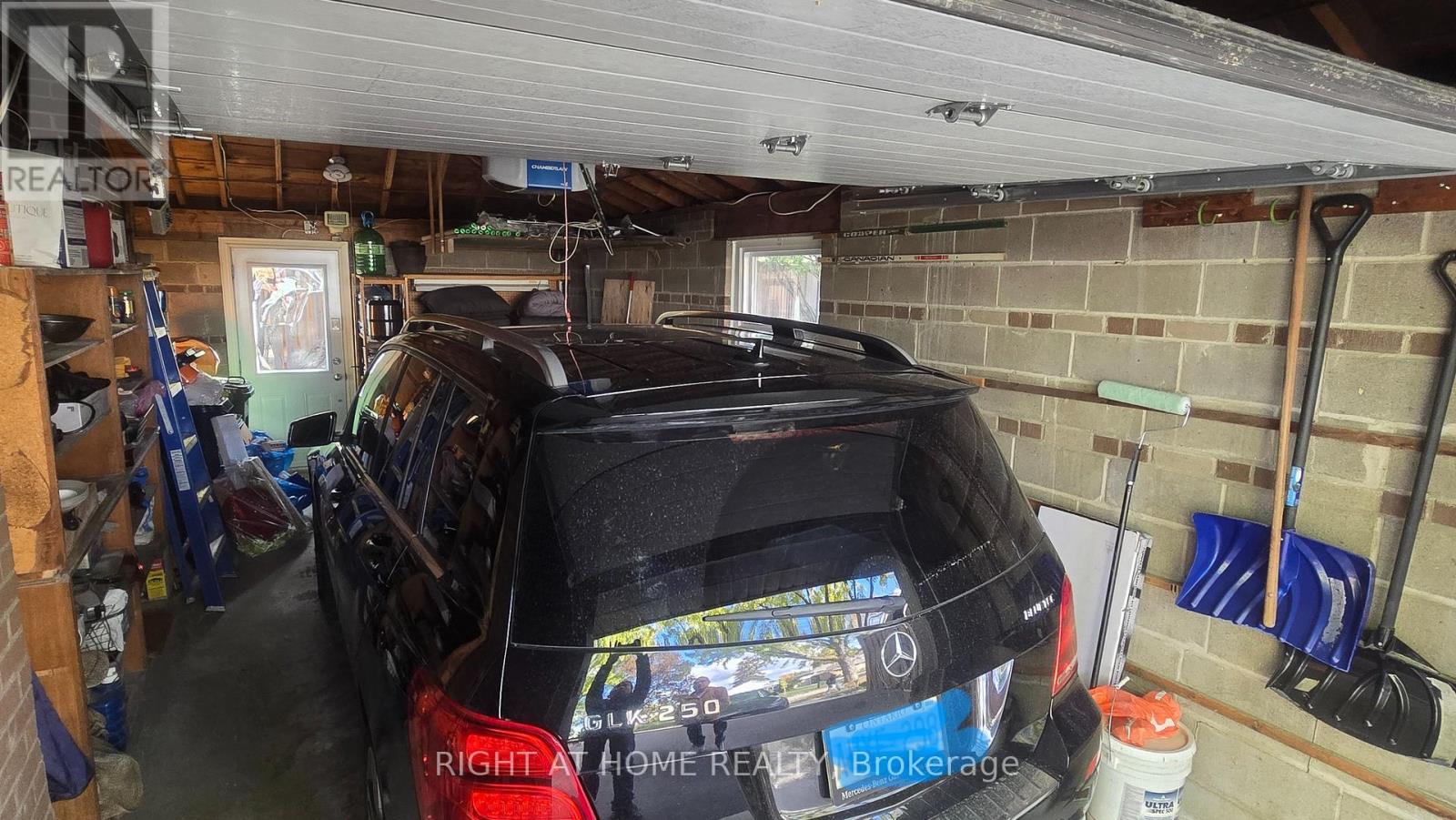 27 Shipley Road, Toronto, Ontario  M9R 3H7 - Photo 25 - W12489558