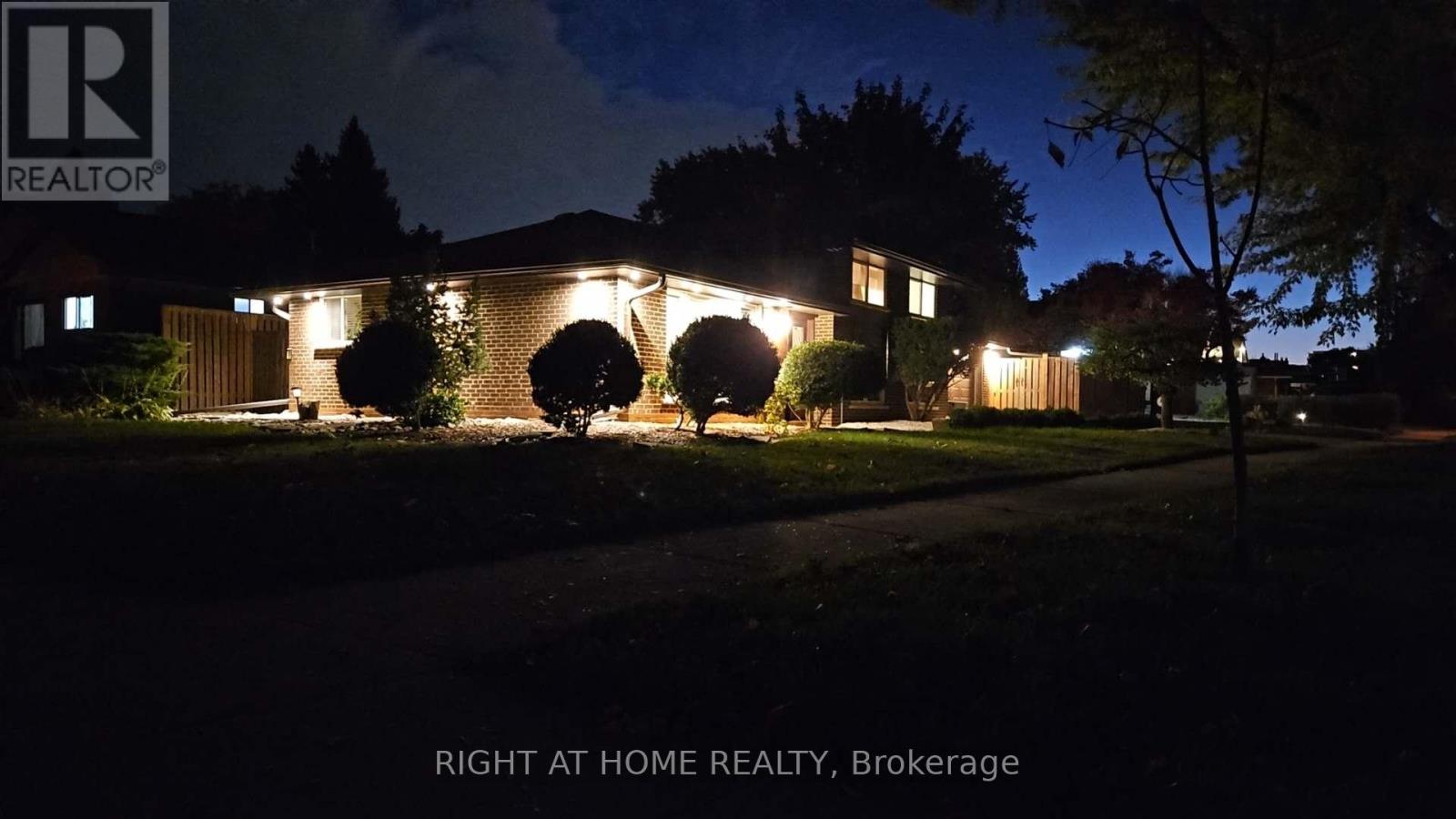 27 Shipley Road, Toronto, Ontario  M9R 3H7 - Photo 32 - W12489558