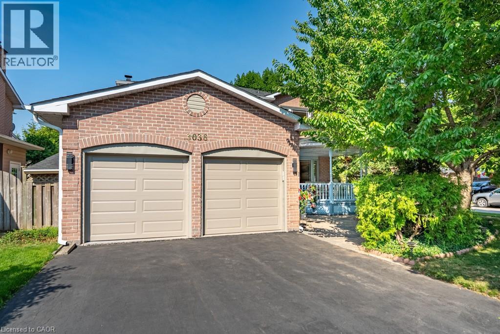 3036 SWANSEA Drive, oakville, Ontario