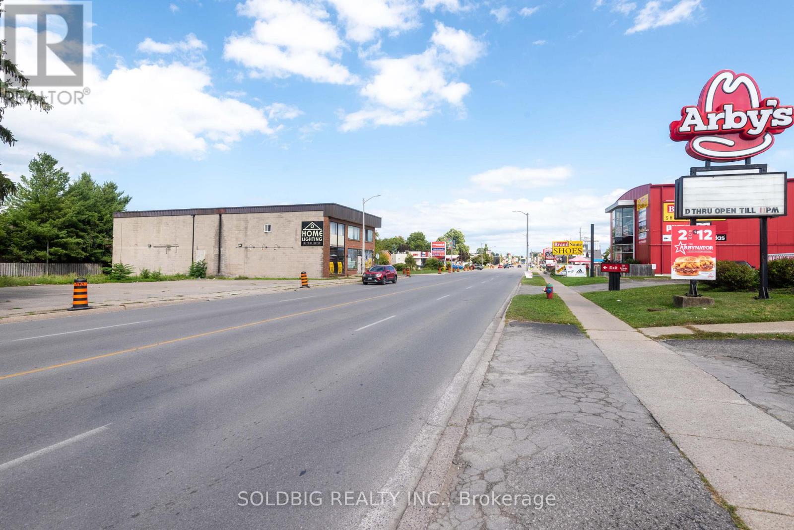 5940 Carlton Avenue, Niagara Falls, Ontario  L2G 5J5 - Photo 16 - X12489540