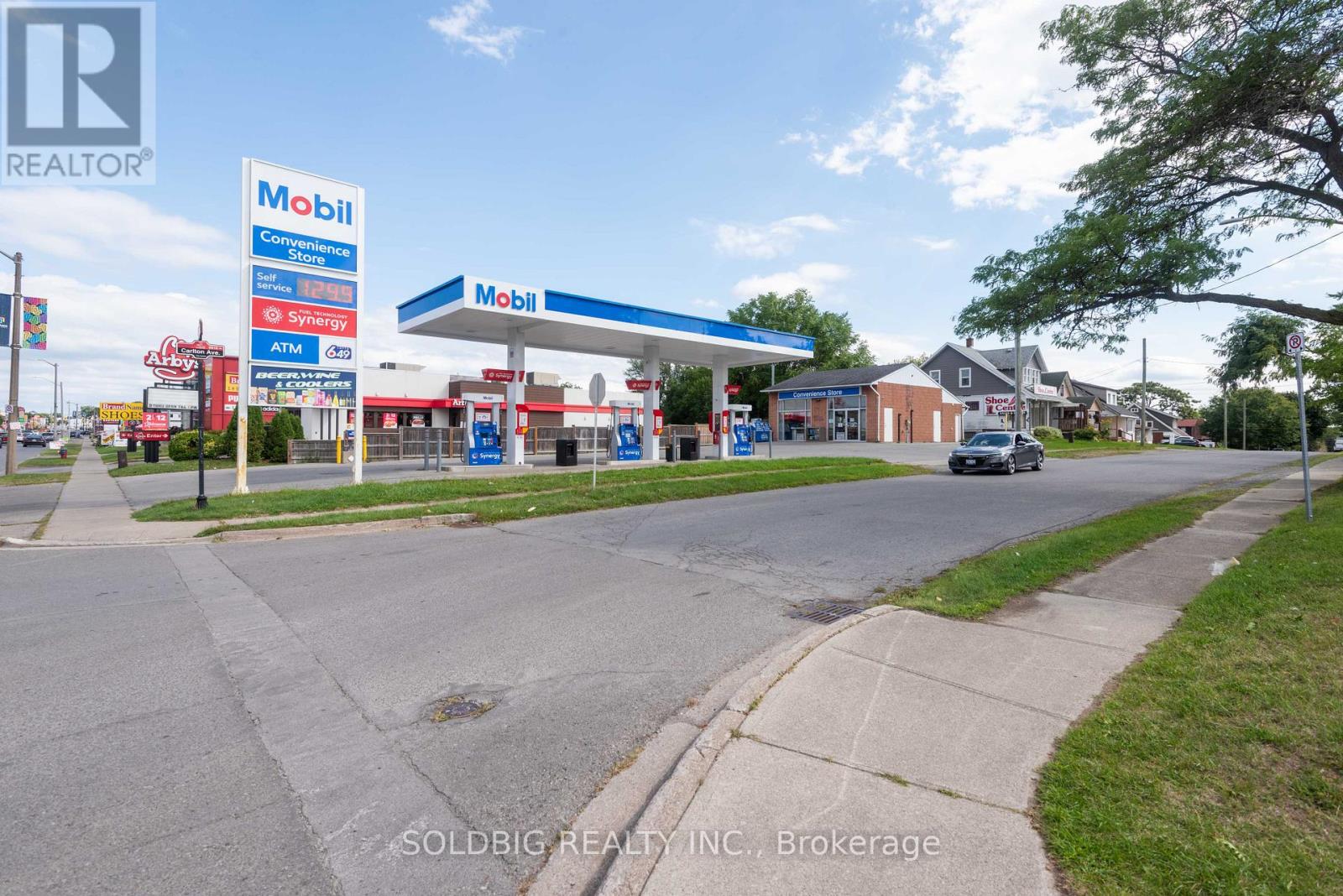 5940 Carlton Avenue, Niagara Falls, Ontario  L2G 5J5 - Photo 20 - X12489540