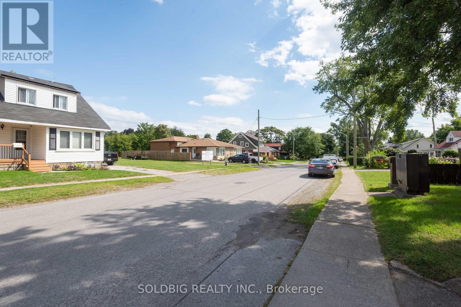 5940 Carlton Avenue, Niagara Falls, Ontario  L2G 5J5 - Photo 21 - X12489540