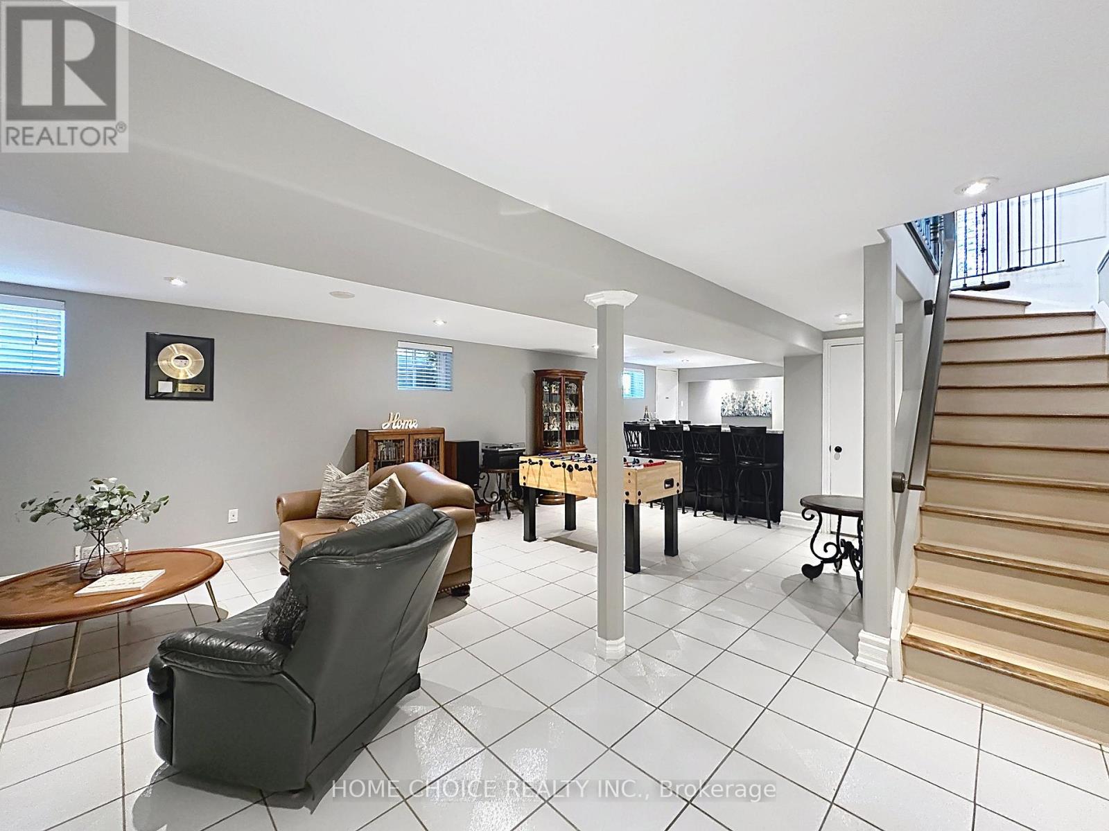 49 Riviera Ridge, Hamilton, Ontario  L8E 5E7 - Photo 32 - X12489542