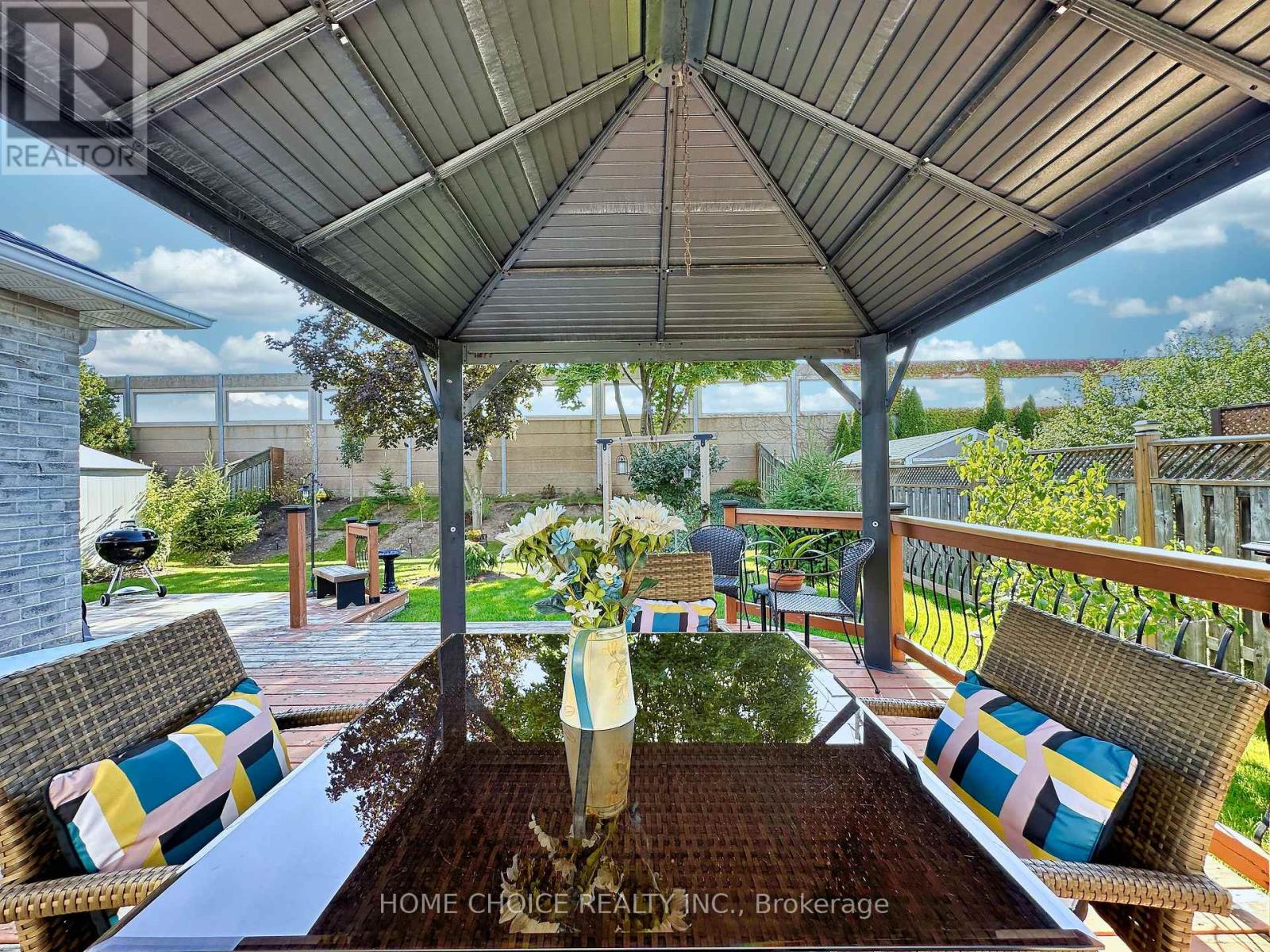 49 Riviera Ridge, Hamilton, Ontario  L8E 5E7 - Photo 39 - X12489542