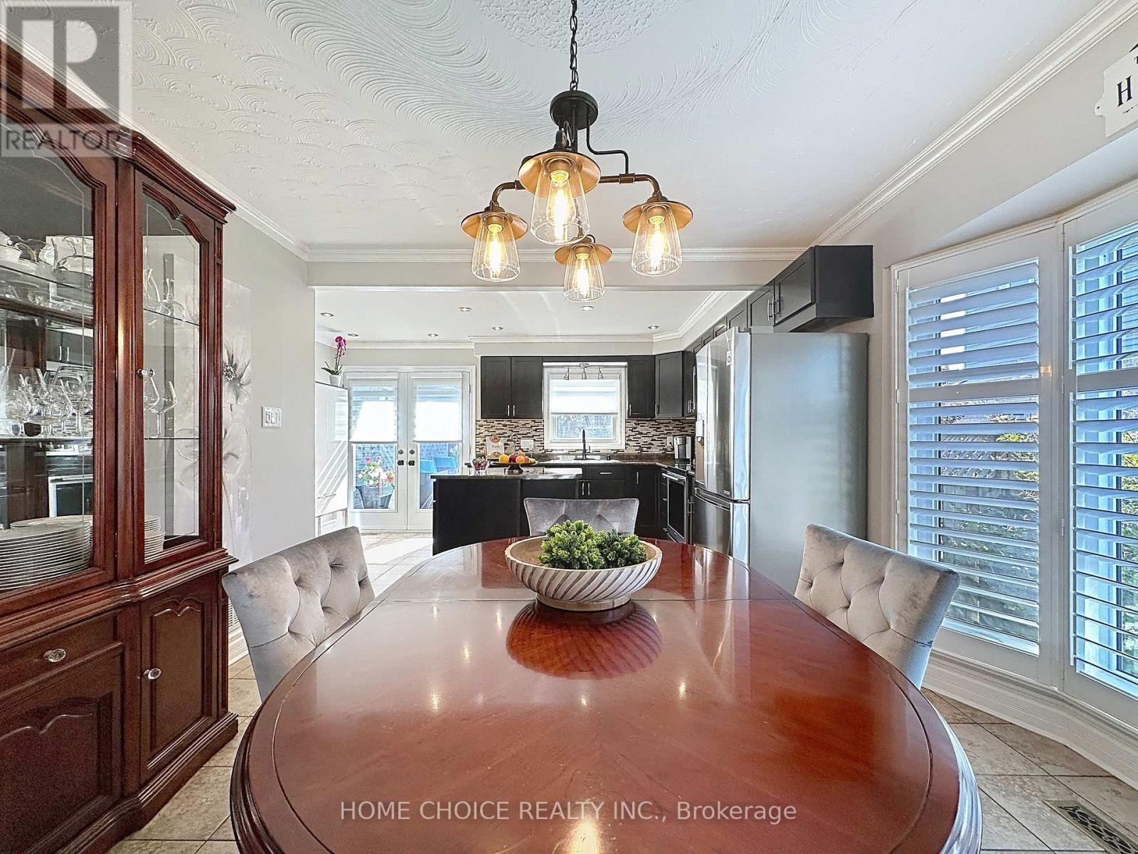 49 Riviera Ridge, Hamilton, Ontario  L8E 5E7 - Photo 9 - X12489542