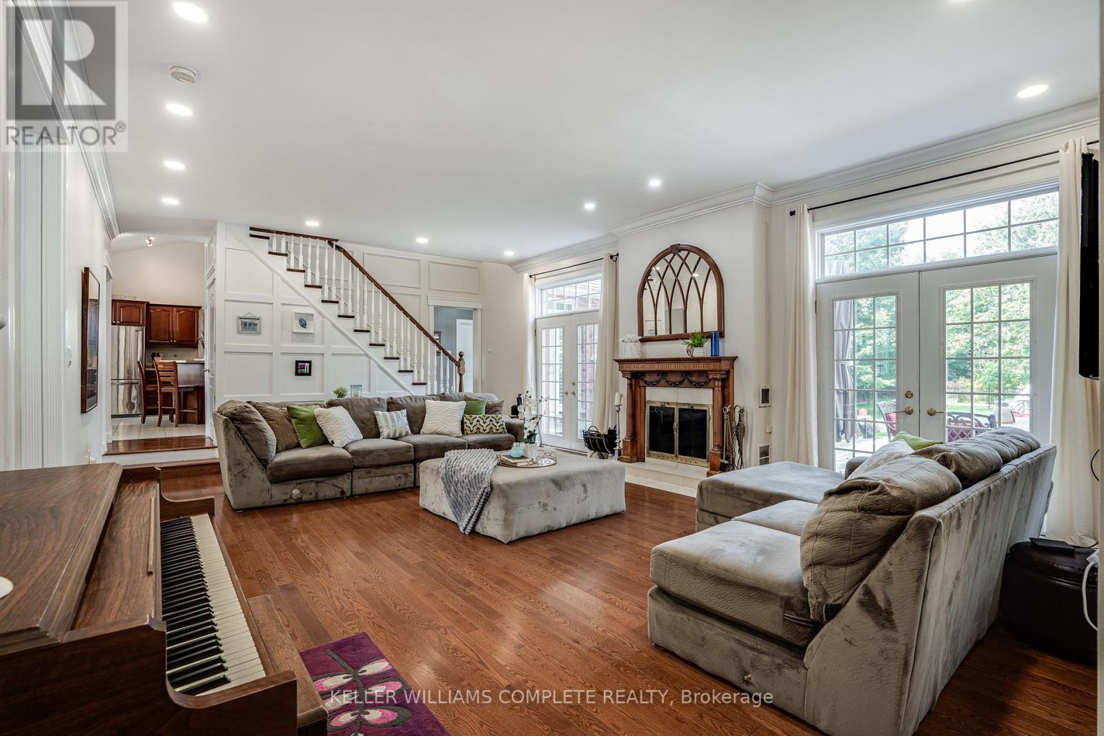 163 Book Road W, Hamilton, Ontario  L9G 3L1 - Photo 10 - X12489562