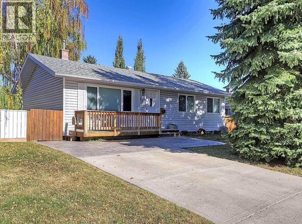134 Hanover Road SW, Calgary, Alberta