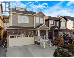 403 MOORLANDS Crescent, Kitchener, Ontario