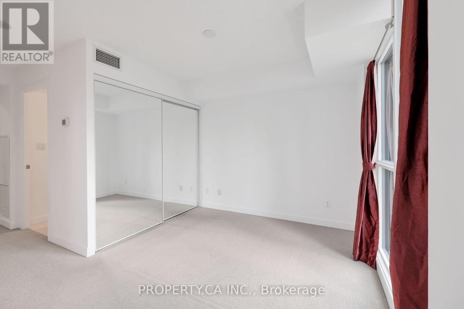 1604 - 33 Bay Street, Toronto, Ontario  M5J 2Z3 - Photo 19 - C12489626