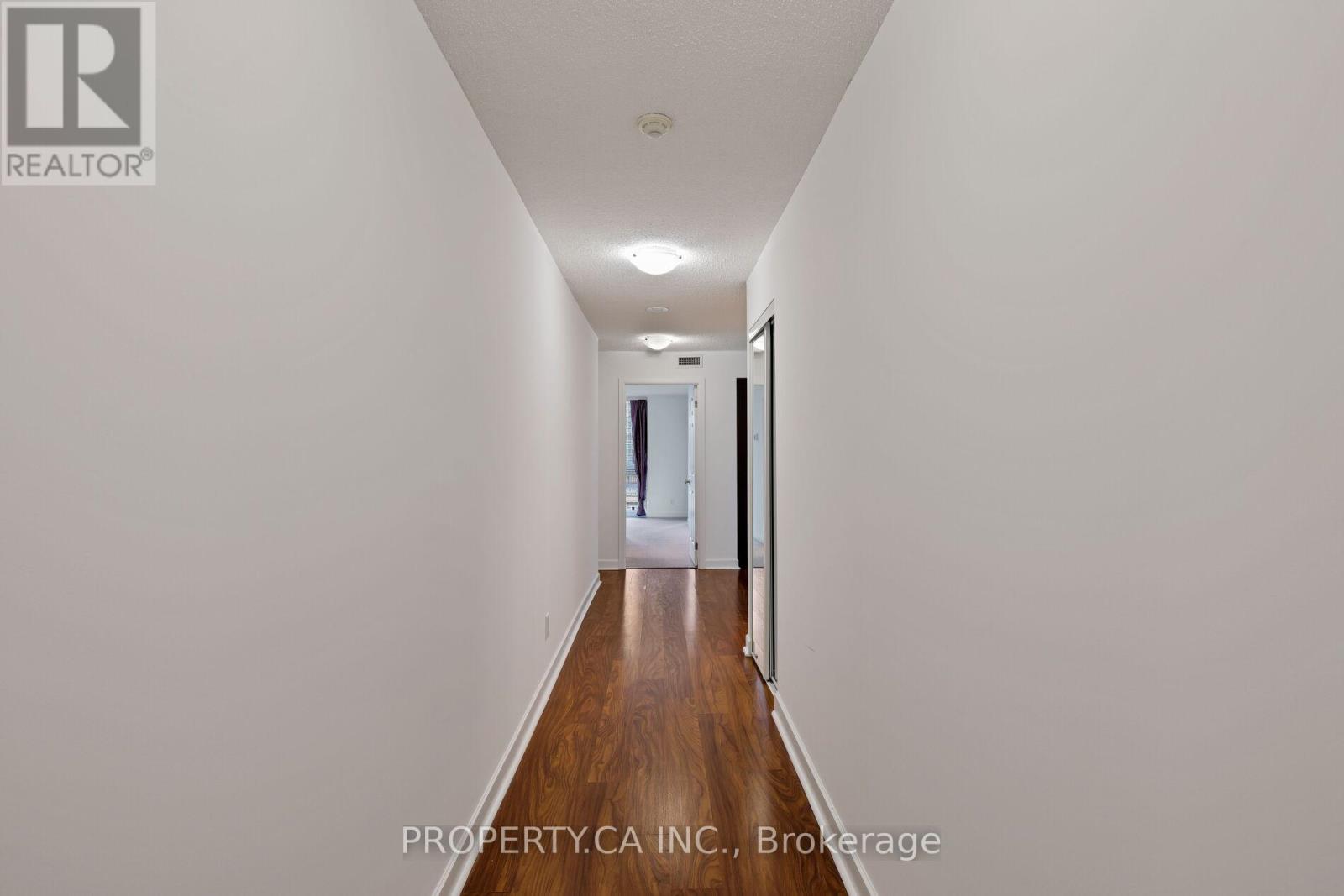 1604 - 33 Bay Street, Toronto, Ontario  M5J 2Z3 - Photo 5 - C12489626