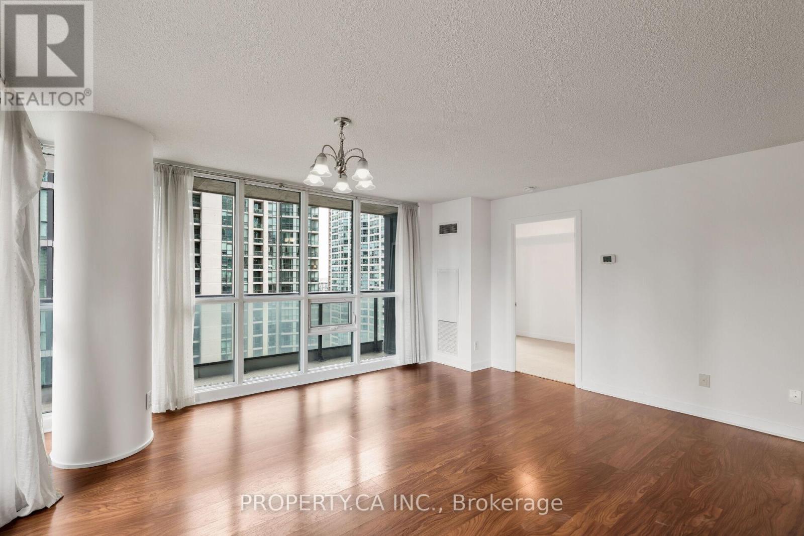 1604 - 33 Bay Street, Toronto, Ontario  M5J 2Z3 - Photo 8 - C12489626