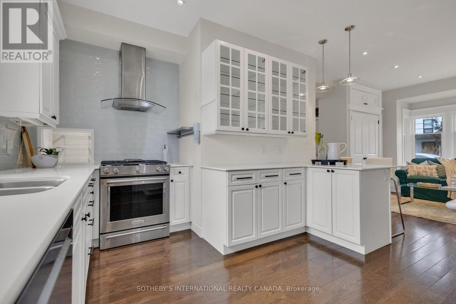 68 Astley Avenue, Toronto, Ontario  M4W 3B4 - Photo 8 - C12489678