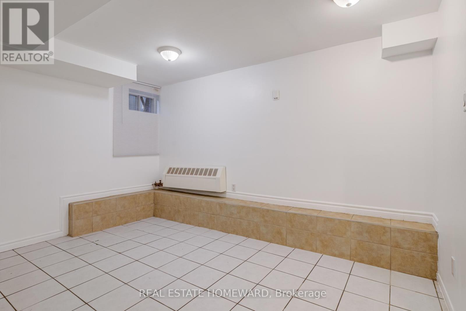 Lower - 208 Ontario Street, Toronto, Ontario  M5A 2V5 - Photo 8 - C12489680