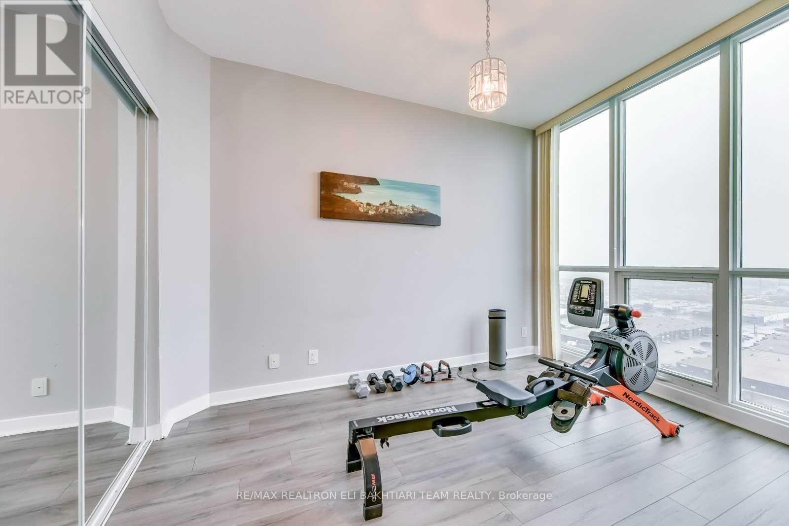 1806 - 3985 Grand Park Drive, Mississauga, Ontario  L5B 0H8 - Photo 13 - W12470426