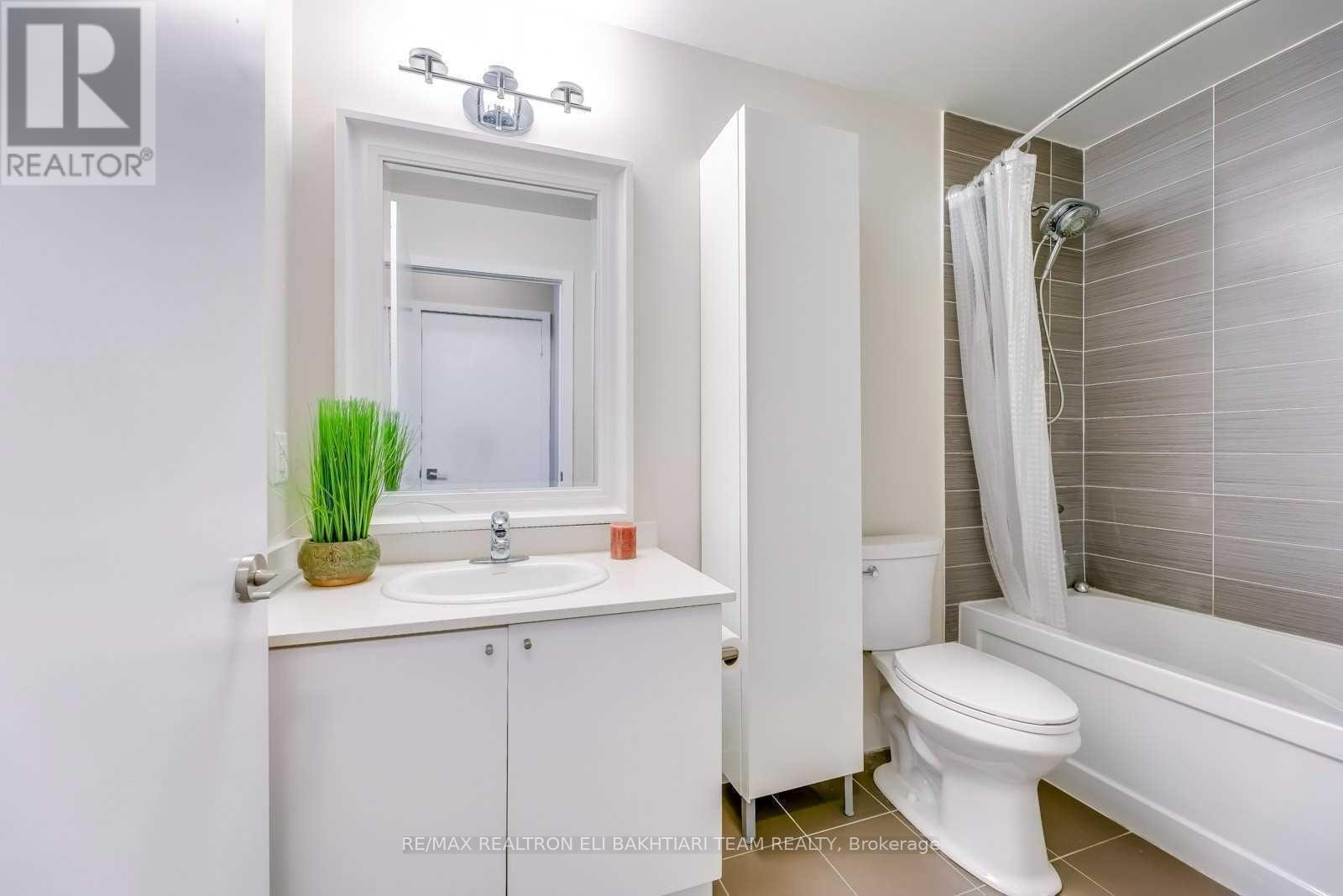 1806 - 3985 Grand Park Drive, Mississauga, Ontario  L5B 0H8 - Photo 14 - W12470426