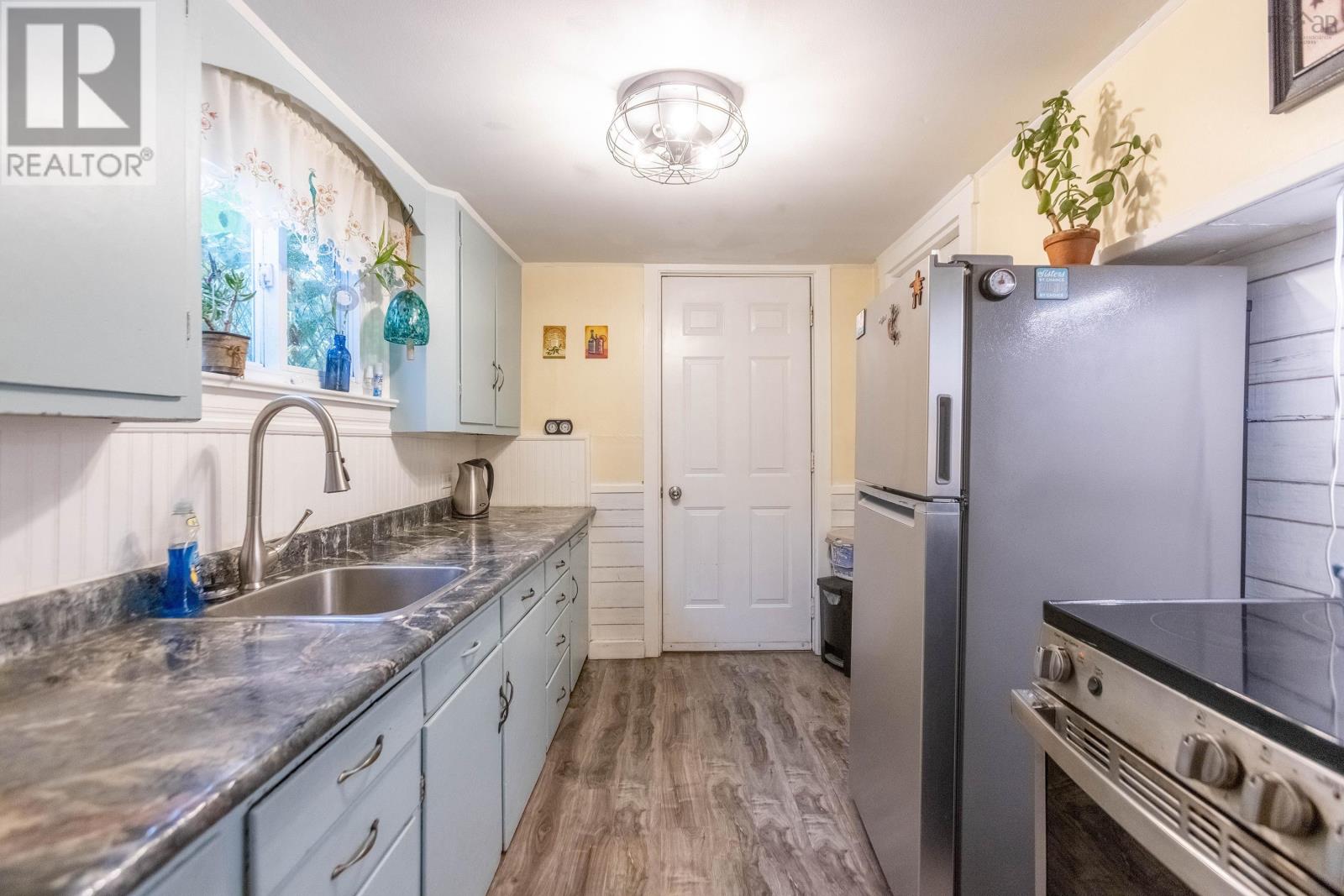 35 Lisgar Street, Springhill, Nova Scotia  B0M 1X0 - Photo 13 - 202526201