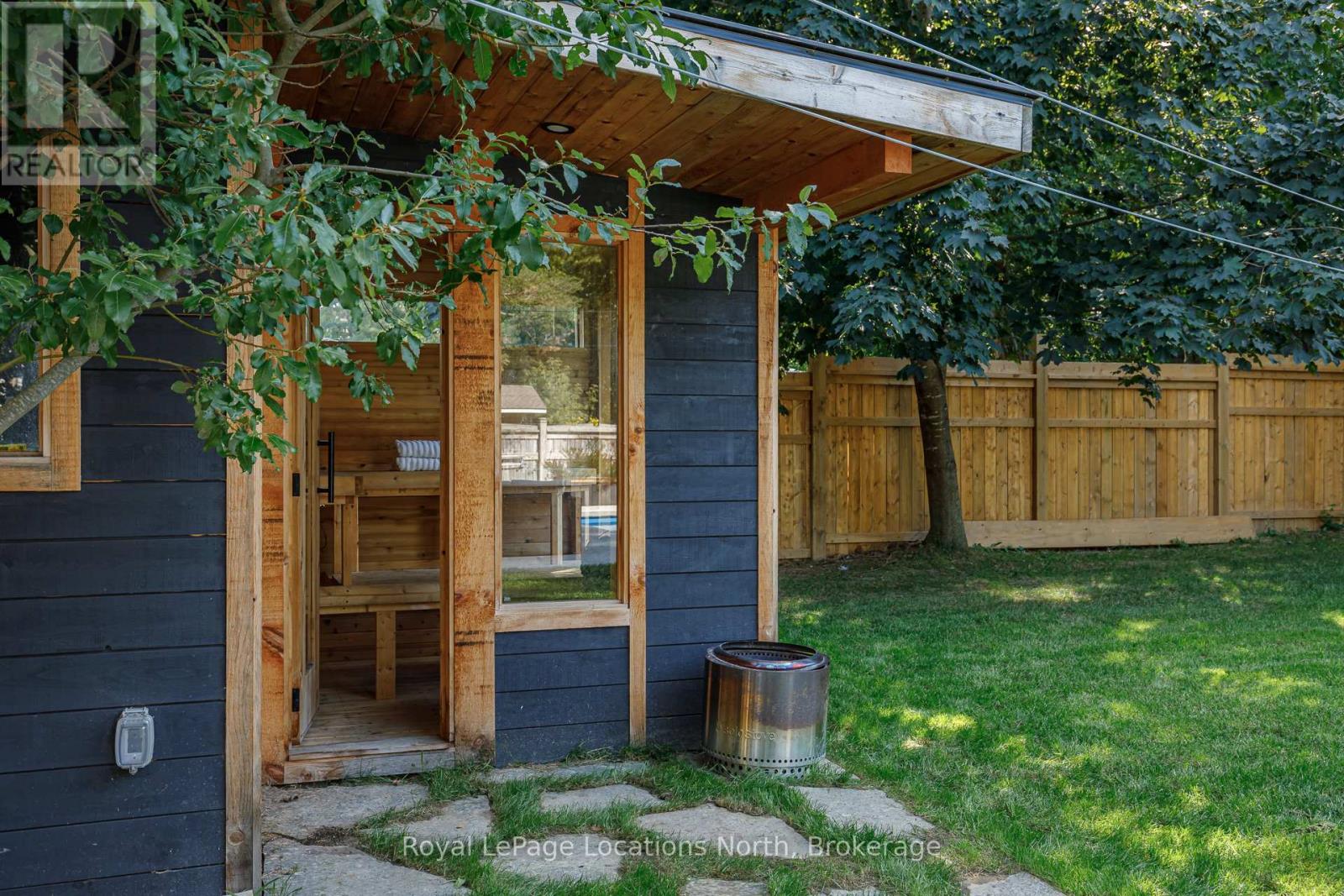 19 Melville Street, Clearview, Ontario  L0M 1P0 - Photo 42 - S12485180