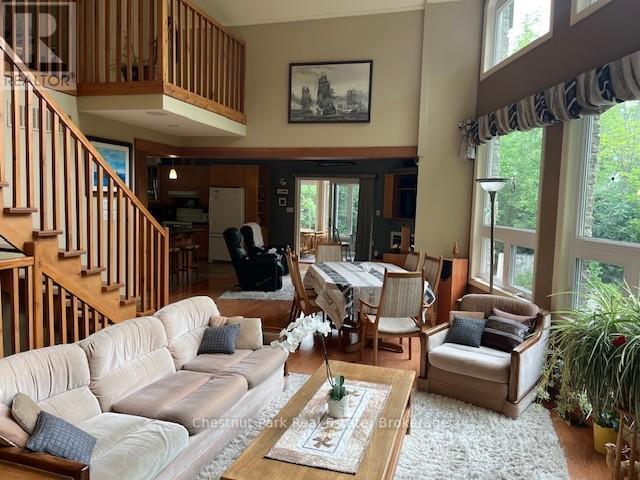 156 Harbour Beach Drive, Meaford, Ontario  N4L 1W5 - Photo 12 - X12308463