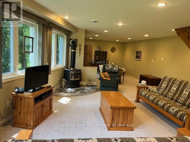 156 Harbour Beach Drive, Meaford, Ontario  N4L 1W5 - Photo 26 - X12308463