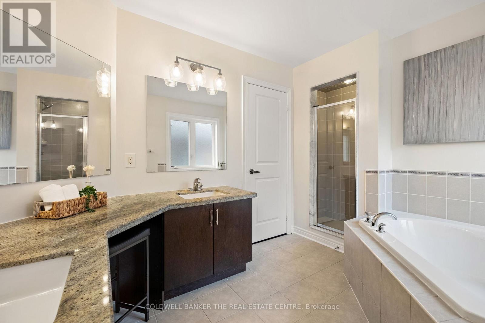 27 Barletta Drive, Vaughan, Ontario  L6A 4H5 - Photo 22 - N12489568