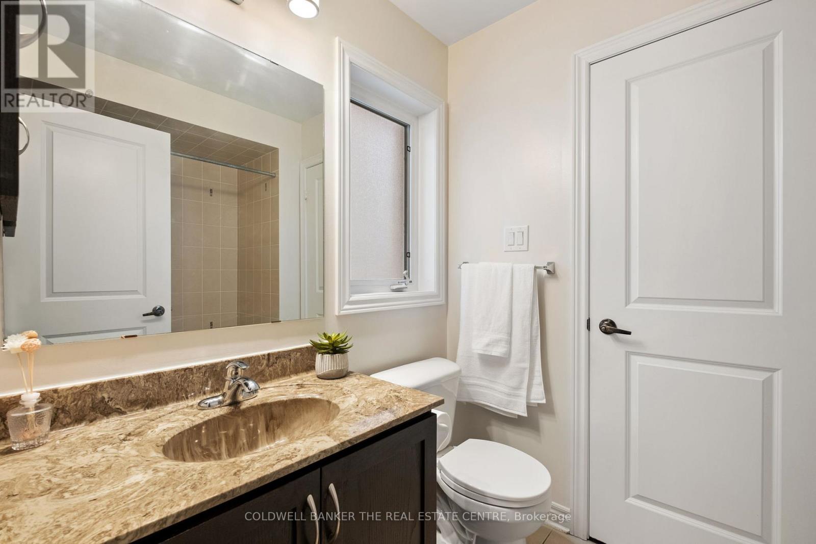 27 Barletta Drive, Vaughan, Ontario  L6A 4H5 - Photo 26 - N12489568