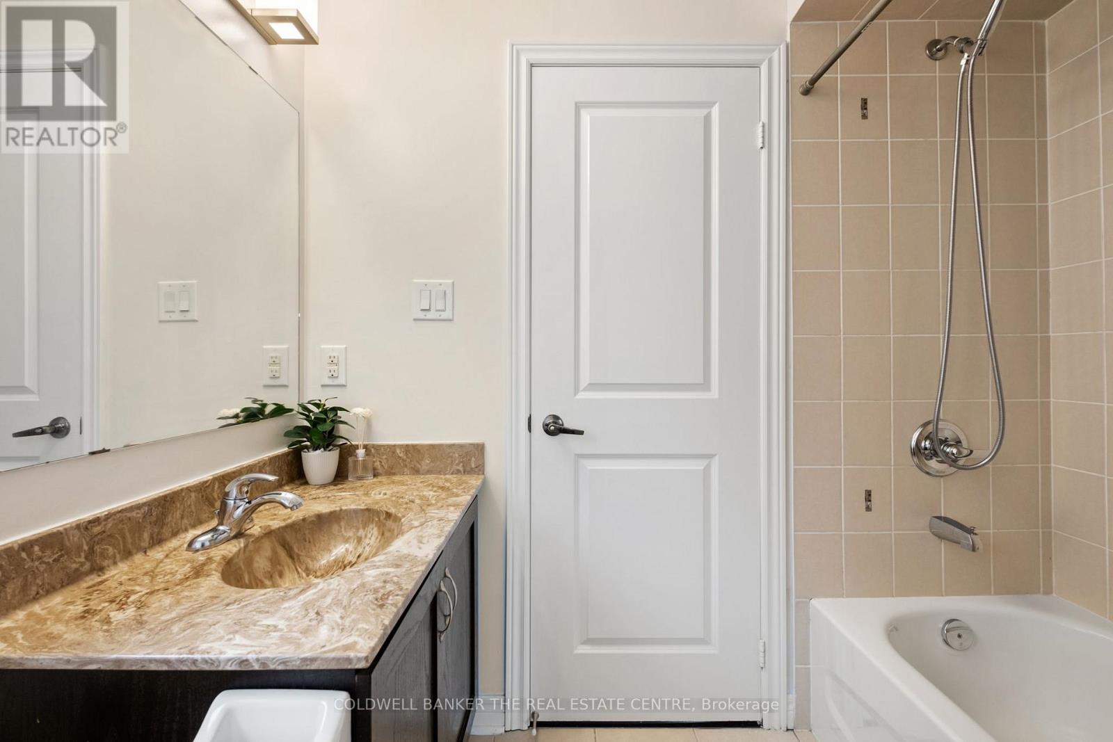 27 Barletta Drive, Vaughan, Ontario  L6A 4H5 - Photo 33 - N12489568