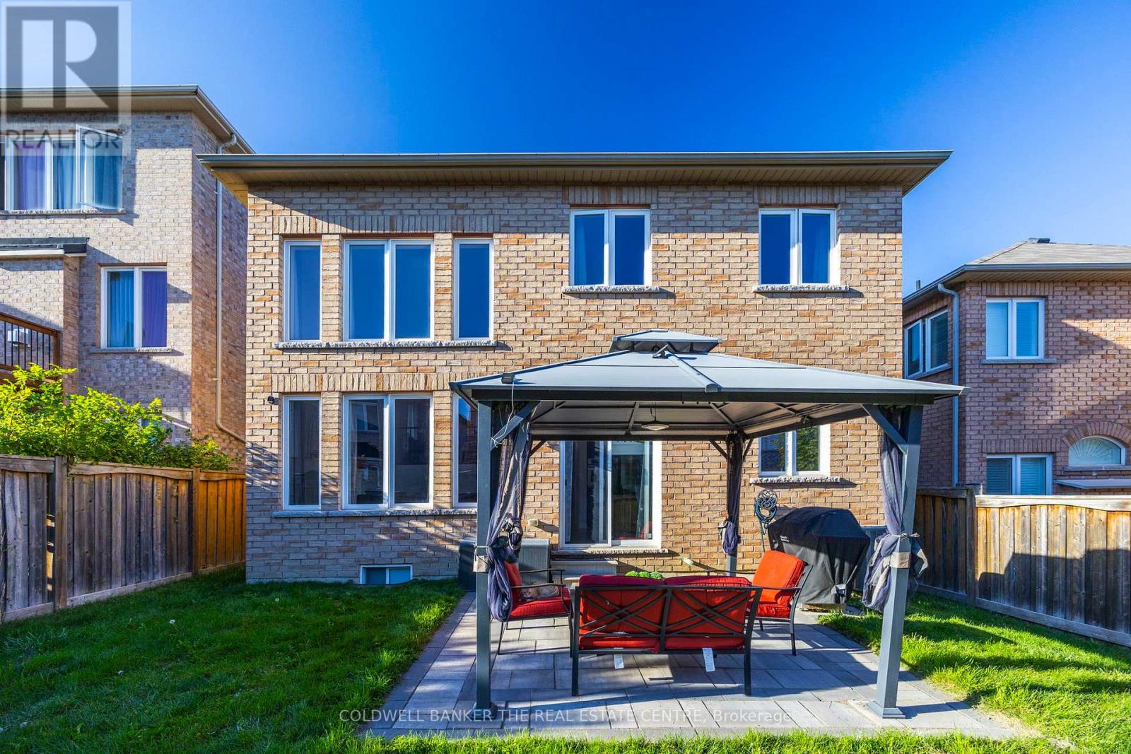 27 Barletta Drive, Vaughan, Ontario  L6A 4H5 - Photo 46 - N12489568