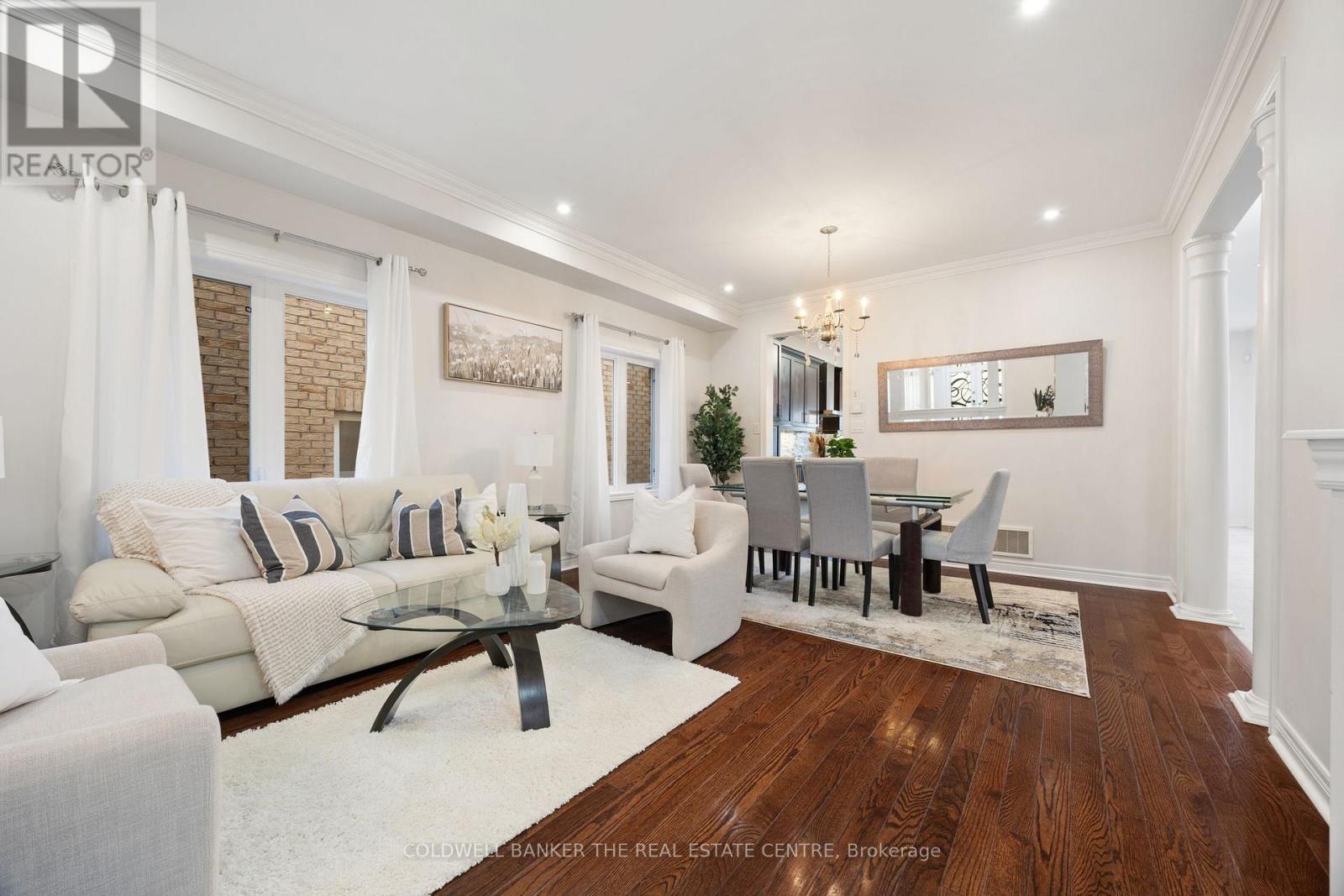 27 Barletta Drive, Vaughan, Ontario  L6A 4H5 - Photo 6 - N12489568