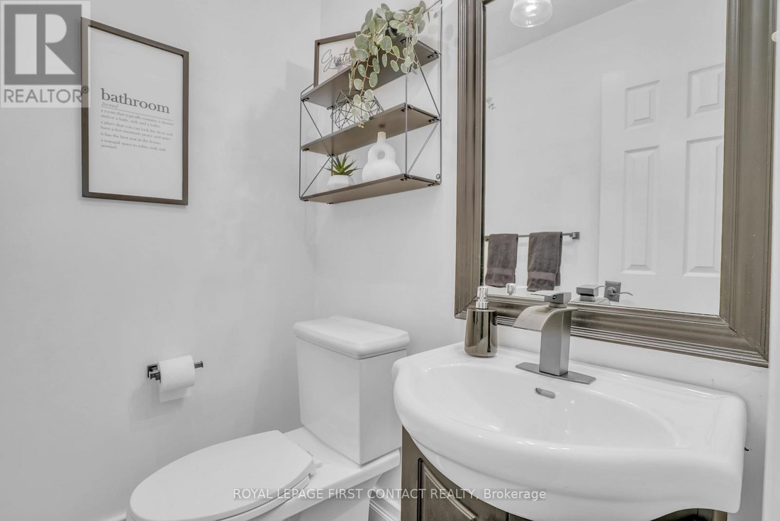 1328 Vincent Crescent, Innisfil, Ontario  L9S 1Z8 - Photo 16 - N12489654