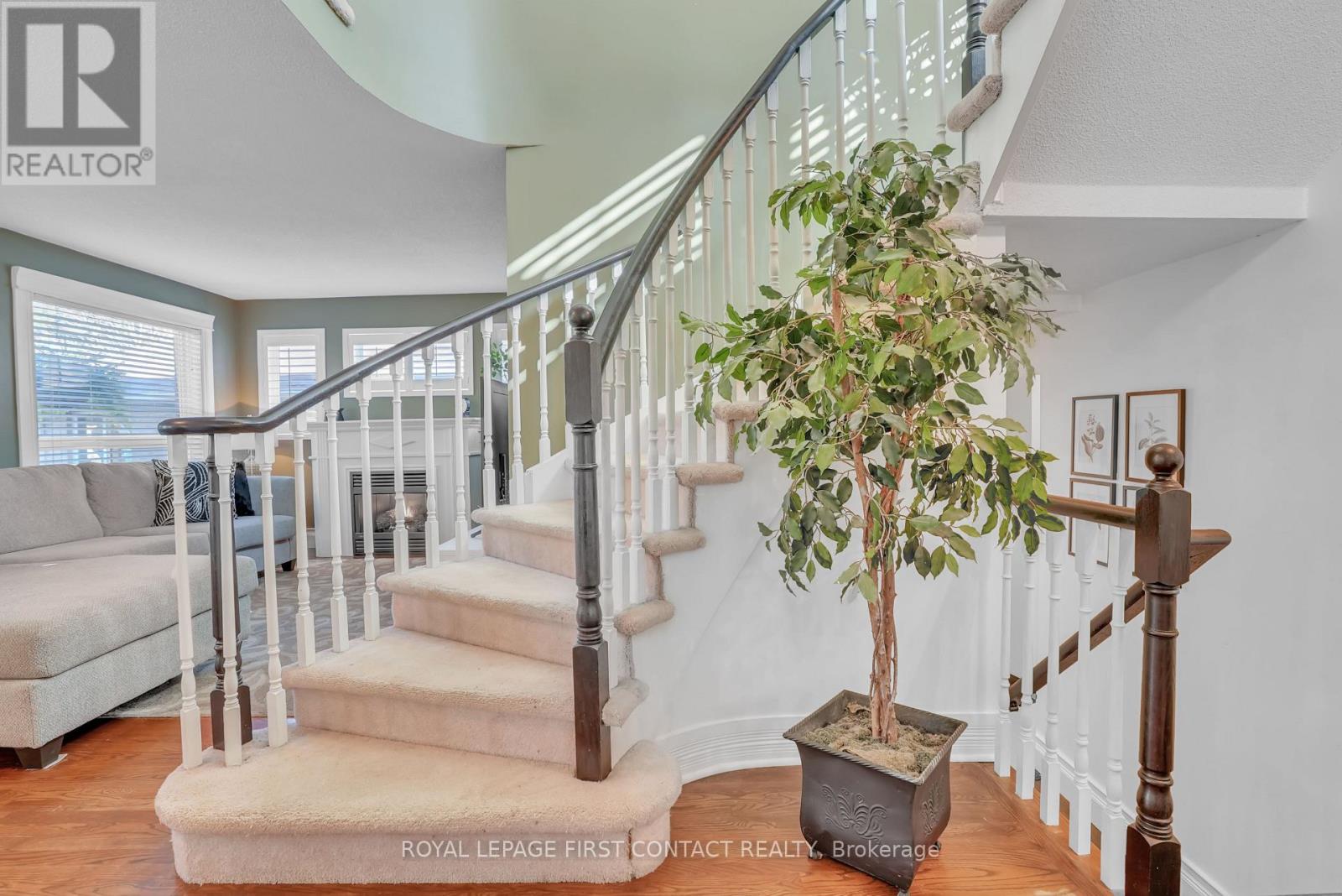 1328 Vincent Crescent, Innisfil, Ontario  L9S 1Z8 - Photo 18 - N12489654