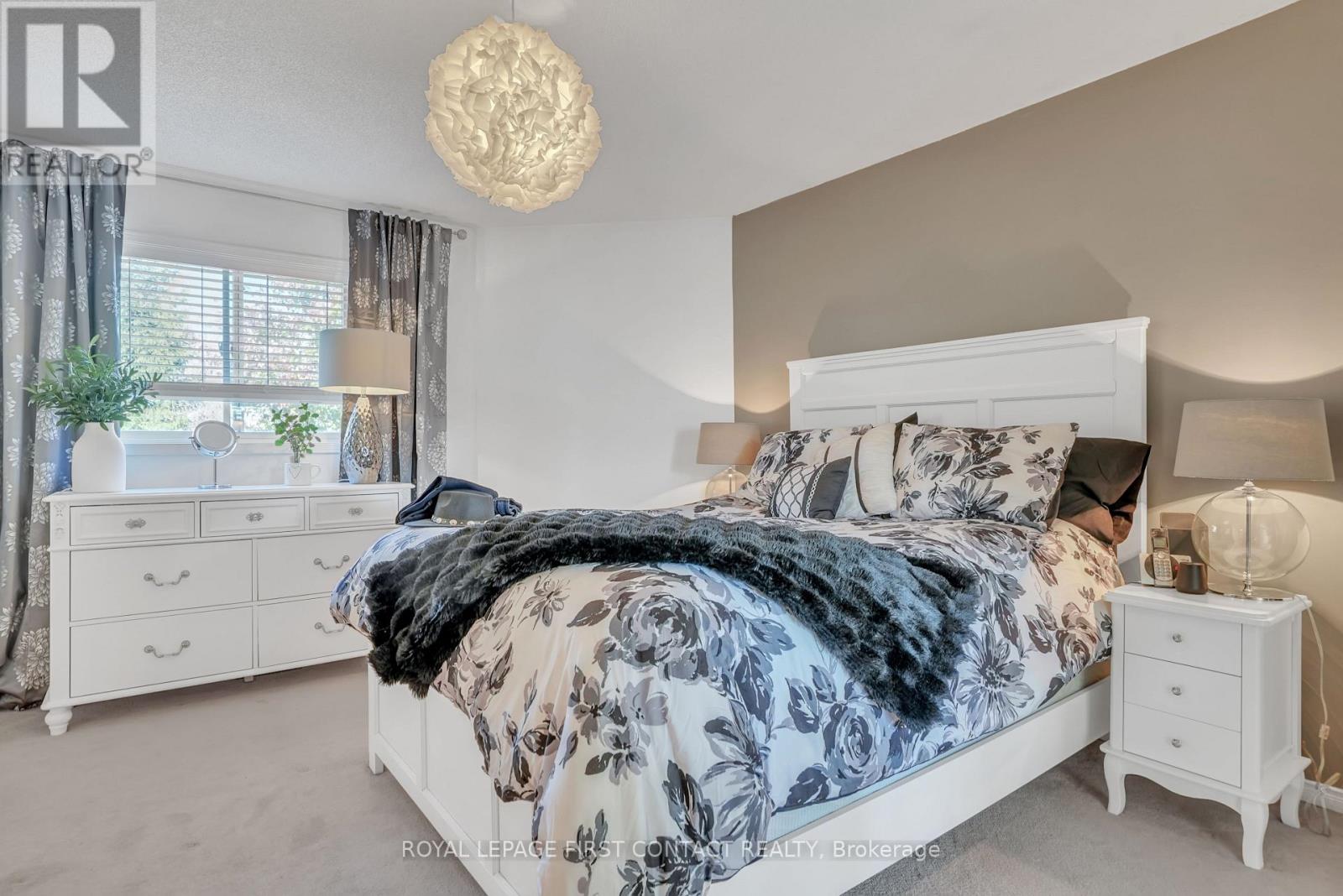 1328 Vincent Crescent, Innisfil, Ontario  L9S 1Z8 - Photo 19 - N12489654