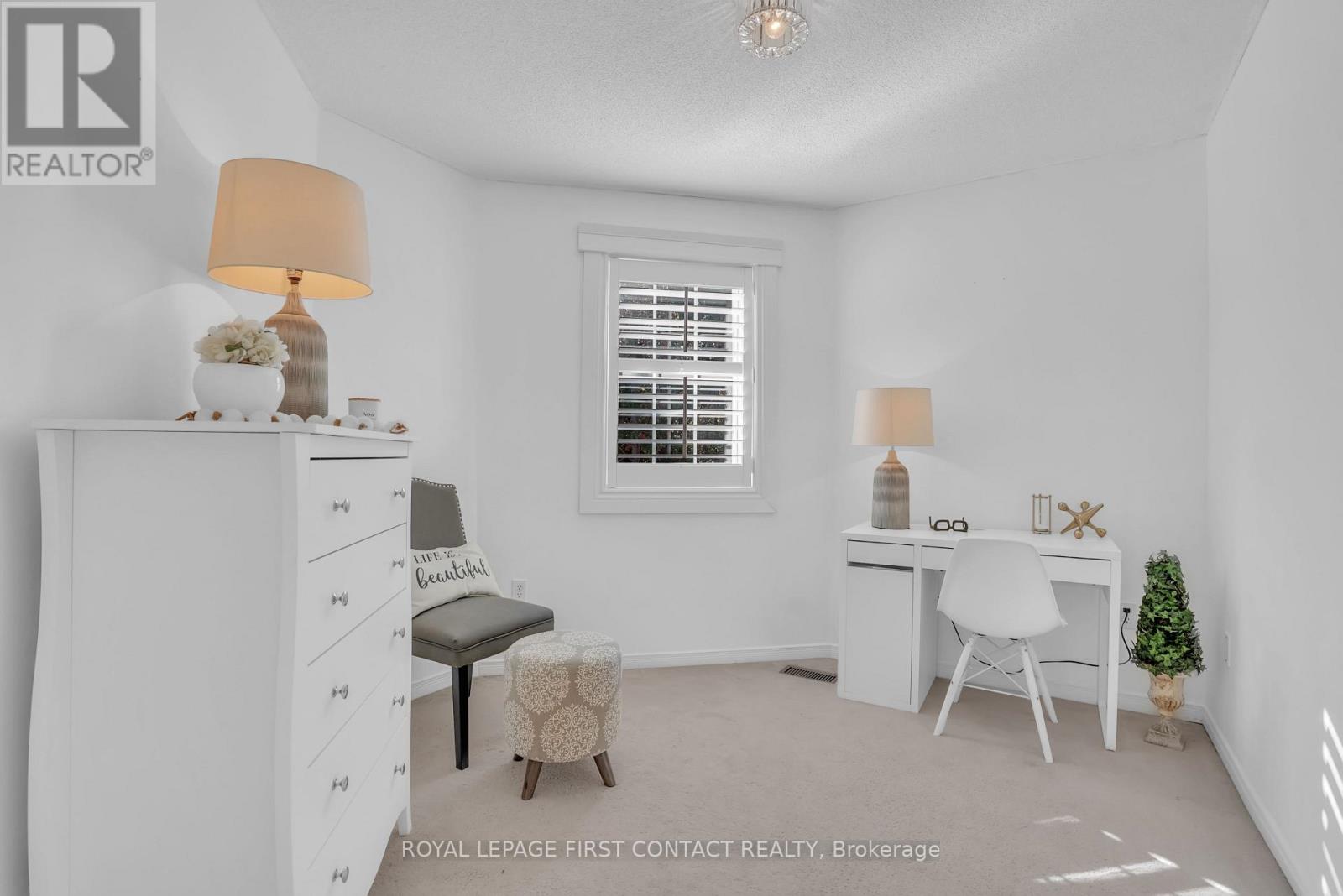 1328 Vincent Crescent, Innisfil, Ontario  L9S 1Z8 - Photo 23 - N12489654