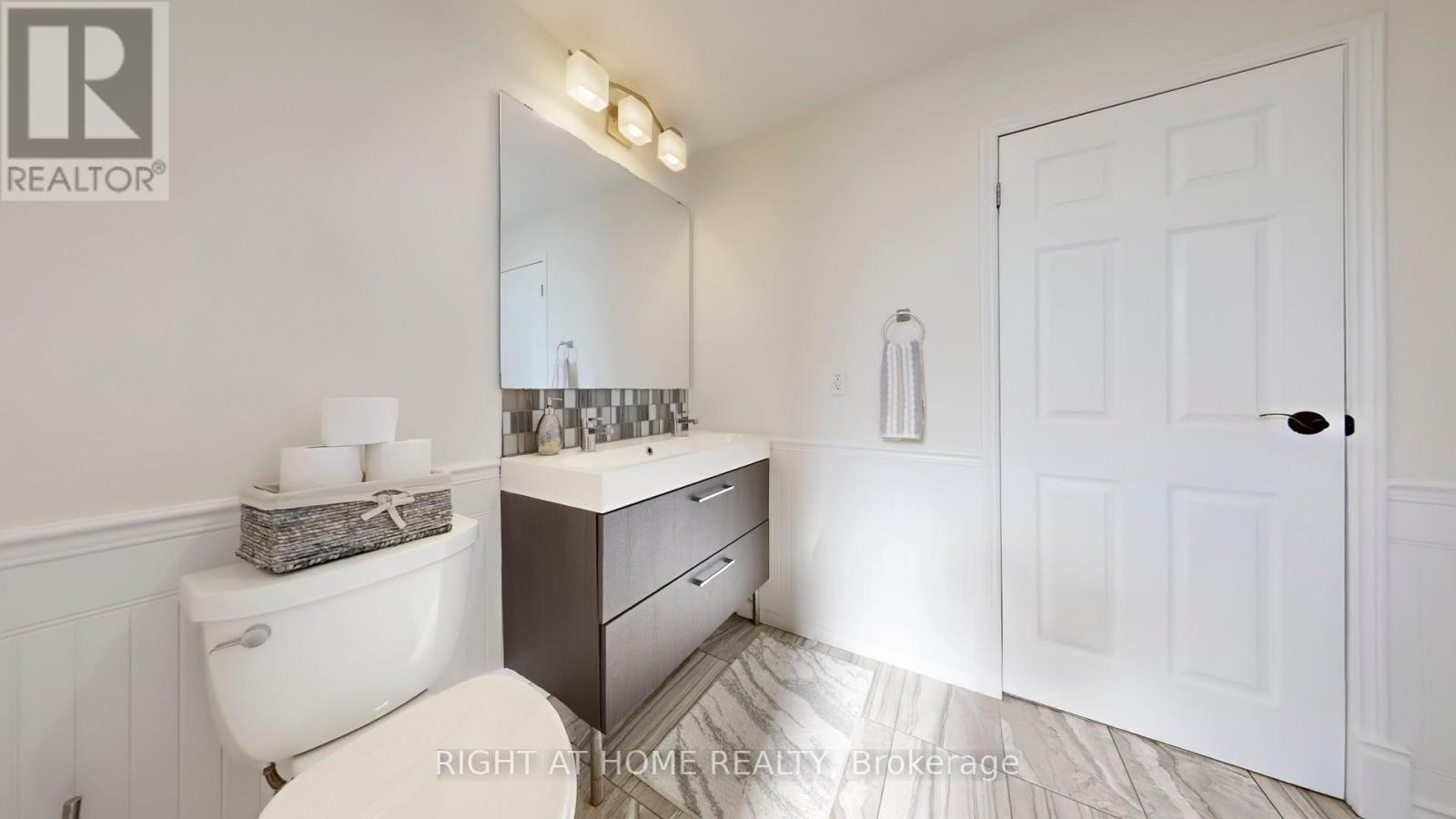 293 Cedarholme Avenue, Georgina, Ontario  L4P 2W5 - Photo 22 - N12489672