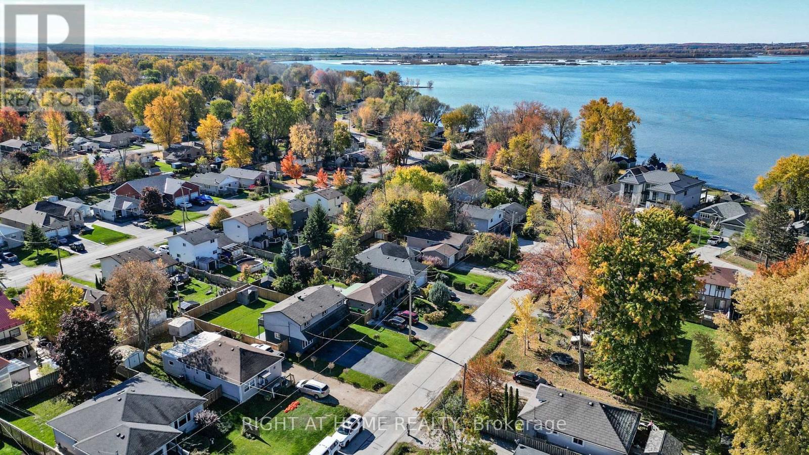 293 Cedarholme Avenue, Georgina, Ontario  L4P 2W5 - Photo 39 - N12489672