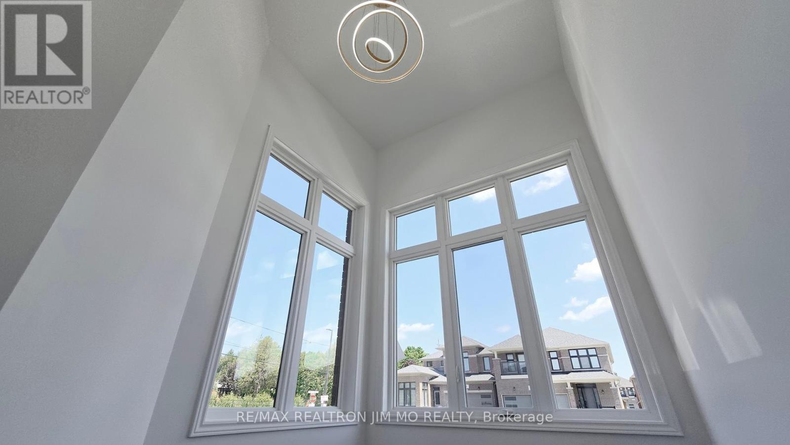 3 Big Canoe Drive, Georgina, Ontario  L0E 1R0 - Photo 18 - N12489676